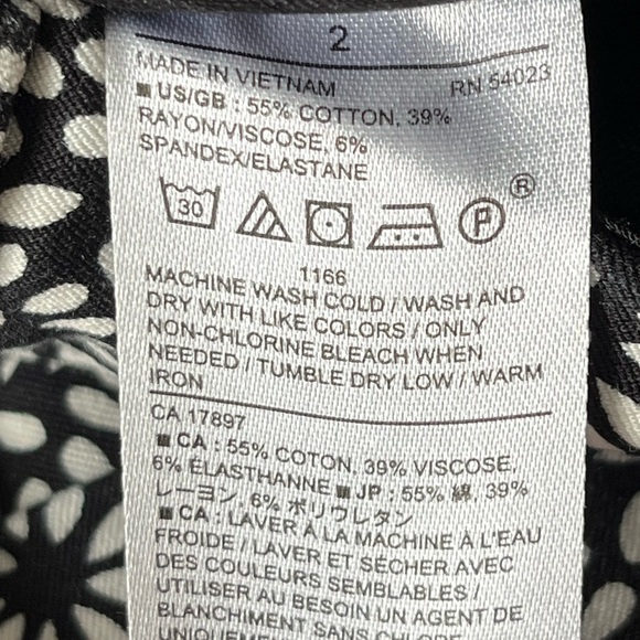 Banana Republic Sloan Crop Ankle Length Pants Slacks Black White Floral New 2 - Picture 9 of 12